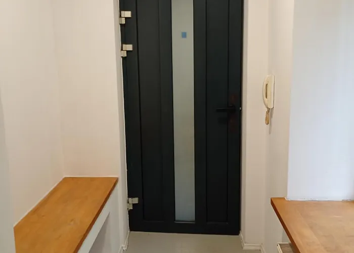 Nr 8 - Kamienica Kameralna - Senatorska 4 - Dostep Na Kod Łódź