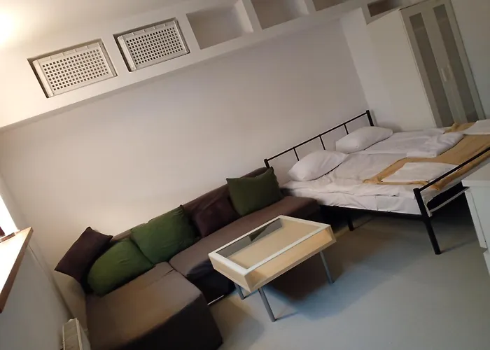 Nr 8 - Kamienica Kameralna - Senatorska 4 - Dostep Na Kod